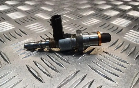 Renault Megane III AdBlue injector H8200769153 766475