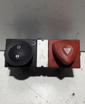 Renault Scenic II - Grand scenic II Hazard light switch 8200407415