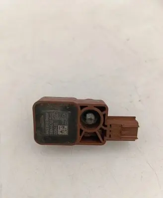 Opel Insignia A Airbag deployment crash/impact sensor 13583353 R1410803692