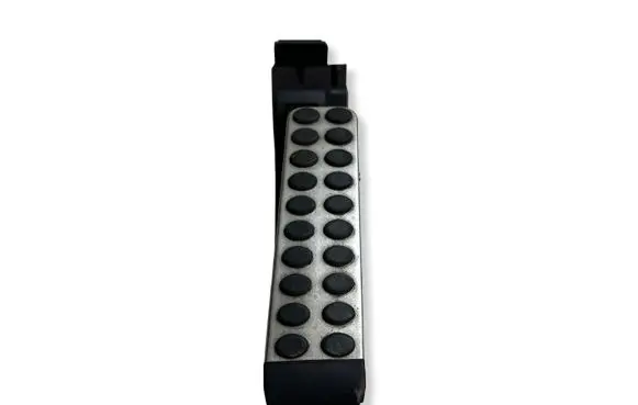 Mercedes-Benz SL R230 Accelerator throttle pedal A2303000104