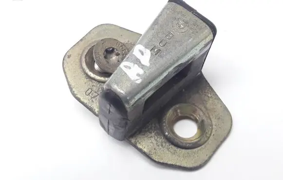 BMW 3 E30 Rear door lock loop/hook striker 