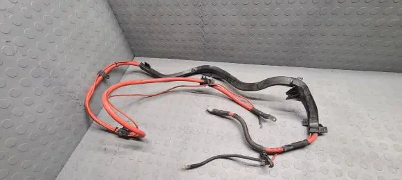 BMW 1 E82 E88 Positive cable (battery) 9133061 9133063