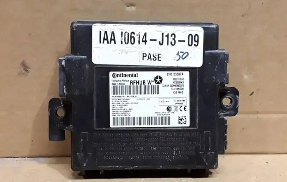 Jeep Grand Cherokee Keyless (KESSY) go control unit/module P68211126AD IAAI0614J1309 610023087A