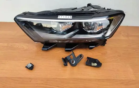 Volkswagen T-Roc Headlights/headlamps set 2GA941035P