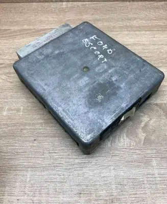 Ford Escort Engine control unit/module ECU 92FB12A650CD USED 2FCD