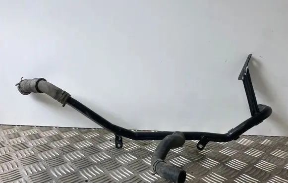 Engine coolant pipe/hose