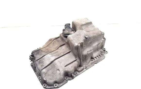 BMW 3 F30 F35 F31 Oil sump 7797969 11137797969 14341610