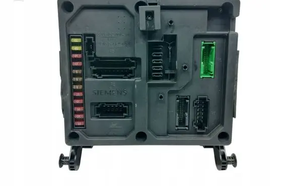 Volkswagen Sharan Fuse module 7M3962258G