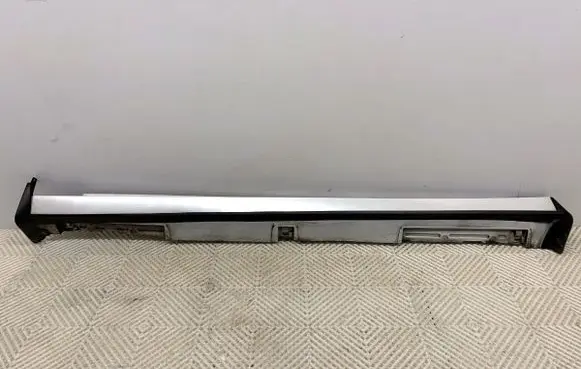 Mazda 3 Front sill (body part) 