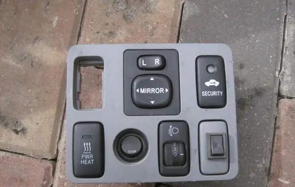 Toyota Hilux (AN10, AN20, AN30) Wing mirror switch 554460K020