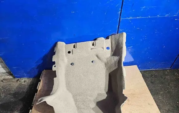 Volvo XC70 Front floor carpet liner 39810851 39802963