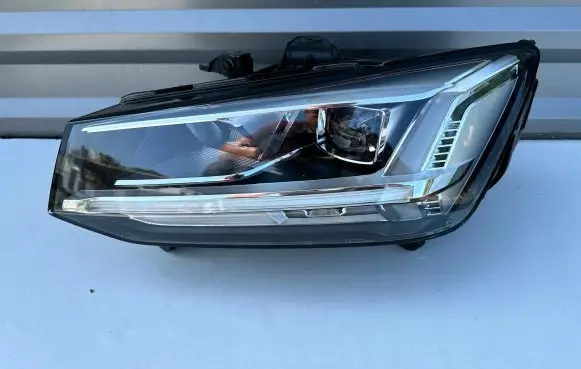 Audi Q2 - Headlight/headlamp