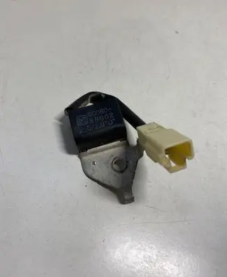 Toyota Avensis T250 Sensor 9008088002