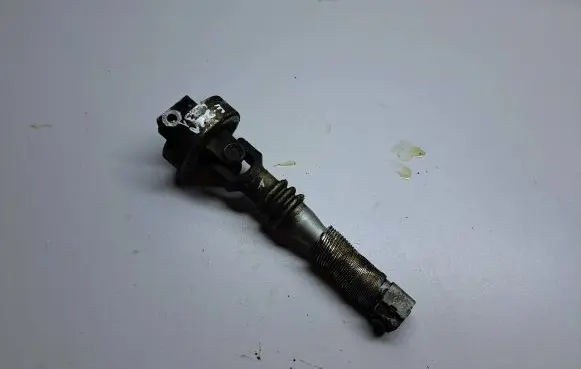Steering column universal joint