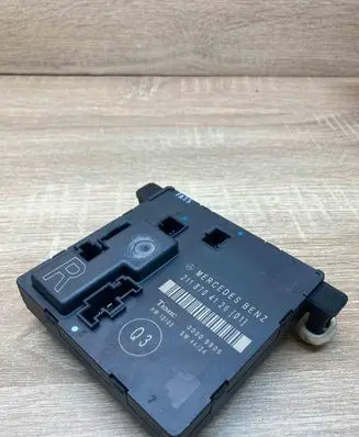 Mercedes-Benz E W211 Door control unit/module 2118704126 00006806