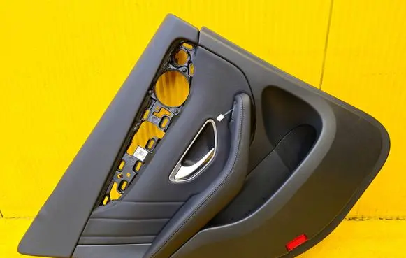 Mercedes-Benz GLC C253 Rear door card trim 