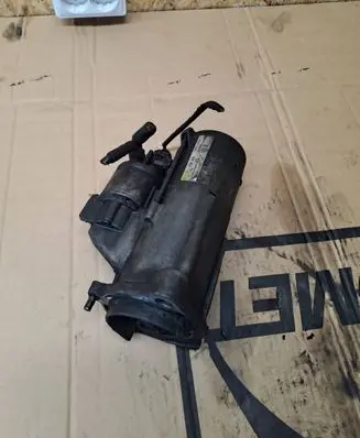 Volkswagen PASSAT B5.5 Starter motor 068911024L D7GS9 1009040463