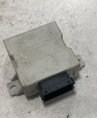 Toyota Avensis T250 Window wiper relay 150696