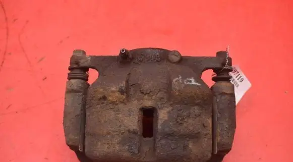 Nissan Qashqai Front brake caliper
