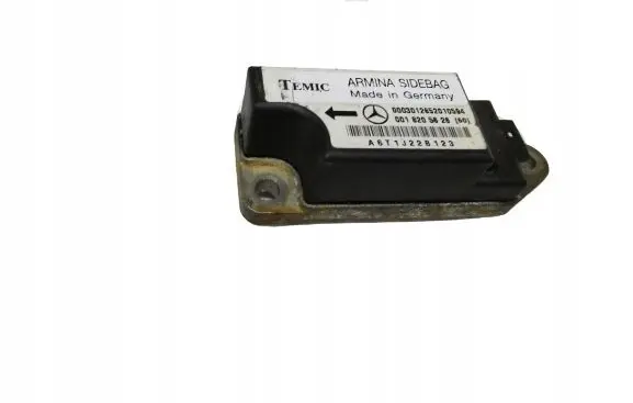 Mercedes-Benz C W203 Airbag deployment crash/impact sensor A0018205626