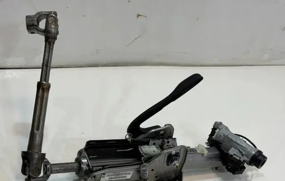 Volkswagen Golf VII Steering wheel axle