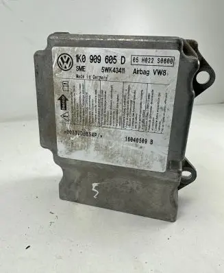 Volkswagen Golf V Airbag control unit/module 1K0909605D 5WK43411 05H022S0600