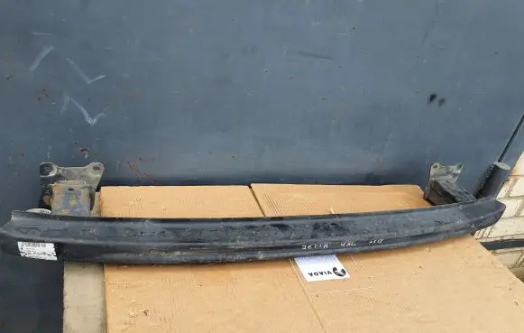 Volkswagen Jetta V Rear bumper cross member 1K5807305A