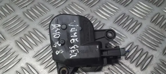 Dodge Caravan Air flap motor/actuator 04885465aa