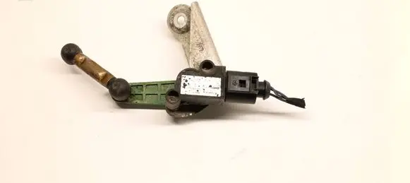 Tesla Model S Headlight/headlamp level sensor 600651400B