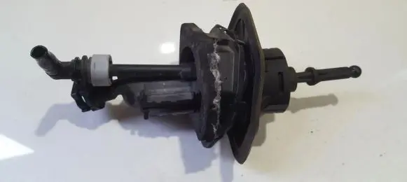 Ford Focus Clutch master cylinder 3M517A543BD 3M51-7A543-BD