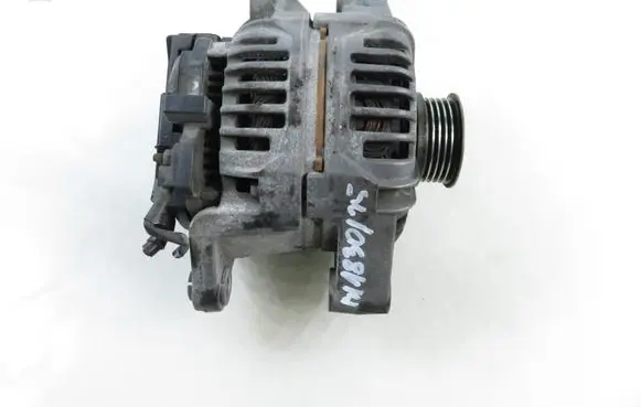 Opel Zafira A Generator/alternator 90561971 0124415002