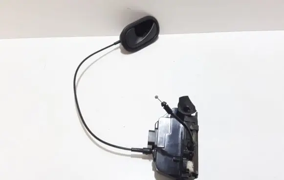Renault Megane II Front door lock 8200028487