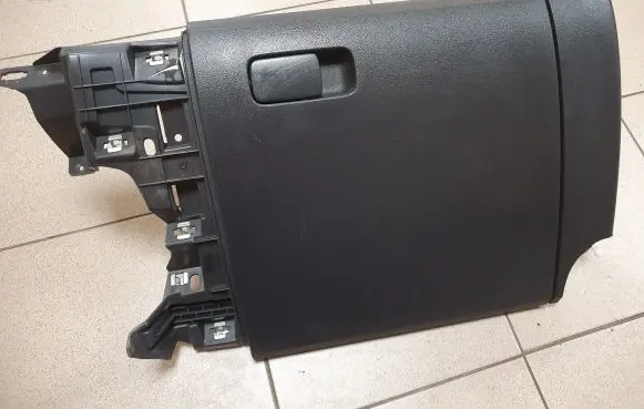 Volkswagen Up Glove box 1S1857097C