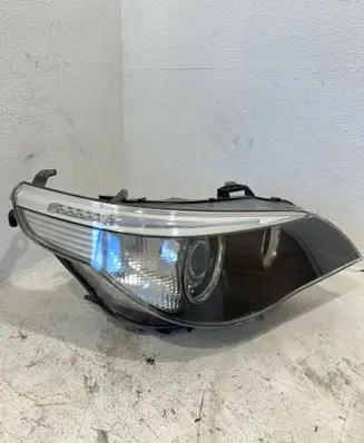 BMW M5 Headlight/headlamp 15872400 15872401