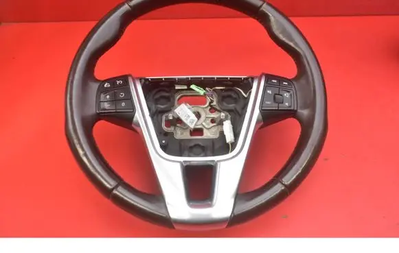 Volvo V40 Steering wheel P31390323