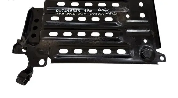 Battery tray