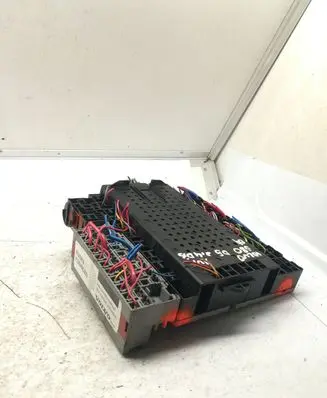 Volvo S80 Fuse module 1070858
