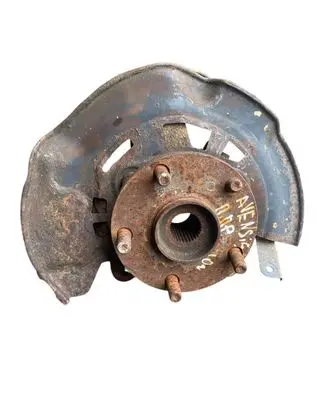 Toyota Avensis T270 Front wheel hub spindle knuckle