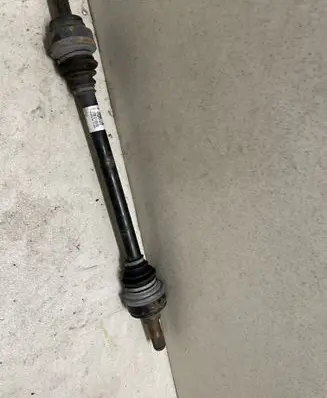 BMW X5 F15 Rear driveshaft 8609838