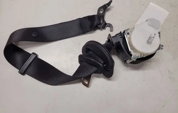 BMW 1 E81 E87 Front seatbelt 33035173 33059848C