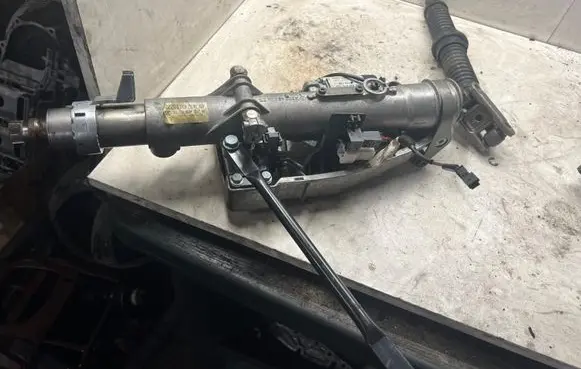 Mercedes-Benz S W220 Steering wheel axle A2204620220