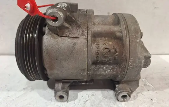 Fiat 500L Air conditioning (A/C) compressor (pump) 51883102