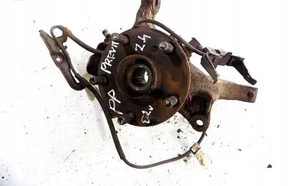 Toyota Previa (XR30, XR40) II Front wheel hub spindle knuckle