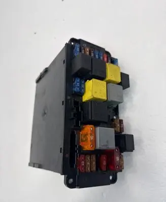 Mercedes-Benz CLK A209 C209 Fuse module 2095450001 5DK00848510 000215715139906