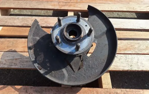 Opel Insignia A Front wheel hub