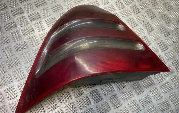 Mercedes-Benz C W203 Rear/tail lights ULO3311L