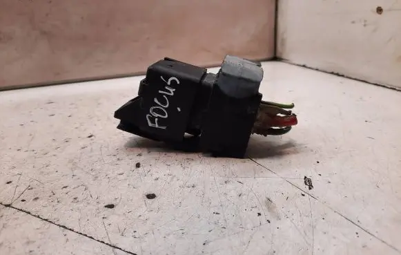 Ford Focus Glow plug pre-heat relay 3M5T2504A