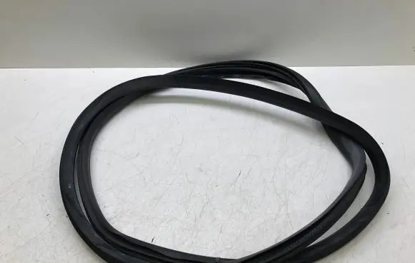Volvo S60 Front door rubber seal
