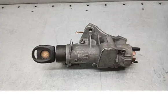 Volkswagen Golf IV Ignition lock 4B0905851C