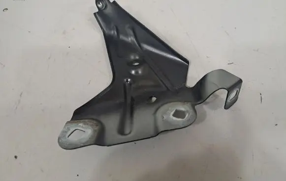 BMW X2 F39 Fender mounting bracket 7431006 7956474